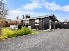Holiday Home Bjart - 150m from the sea by Interhome