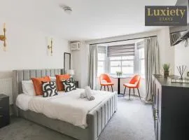 Sunny & Charming Studio City Centre Nr High Street by Luxiety Stays