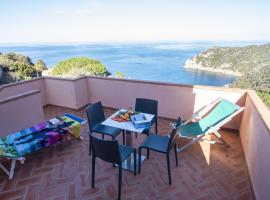 Apartment Borgo Patresi-2 by Interhome, hotel in La Guardia