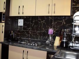 Amangee Luxury Apartments, hotel a Jimeta