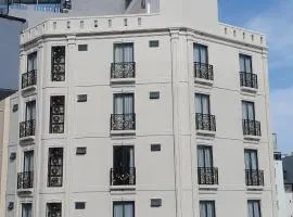 LUCKY HOTEL