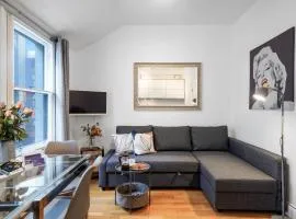 Apt 4, Soho Apartments 2nd floor by Indigo Flats