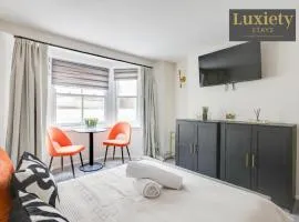 Sunny & Charming Studio City Centre Nr High Street by Luxiety Stays