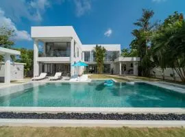 Lumière Villas Phuket - Golfside Retreat in Laguna