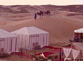 Erg Chebbi Luxury Package & Activities, hotel v destinaci Merzouga