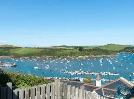Heart of Salcombe - Estuary Views - Spa Facilities