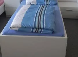 Berzi Gemeinschaft Zimmer