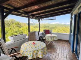 Ferienhaus Soline, hotel in Soline