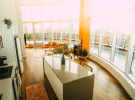 Pause PH - Luxe Stay with Views - Free Parking