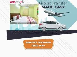 Redkey Inn Transt - Free Airport pick up & drop 24x7