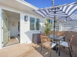 South O Bungalow 4 - Deluxe Queen Studio + Patio
