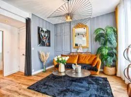 La Môme — Parking, quartier historique & animé