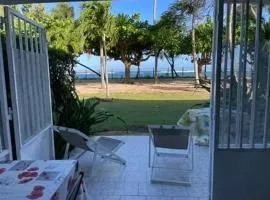 Charmant studio avec vue sur mer au Moule, 20 m² + terrasse