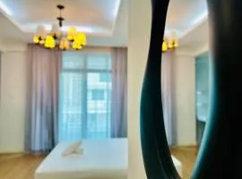 Exclusive Luxury 2MIN Walk to Beach & Night Market