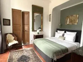 Château de Saint-Girons - Luxury Guest House in Provence