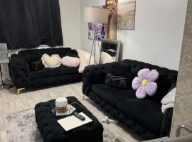 Modern En-suite Private Room Near Leicester Stadium & City Centre