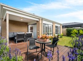 Rowands Residence Mt Duneed, hotel in Mount Duneed