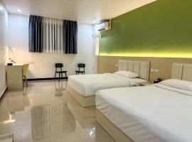 Nausori Plaza Hotel, hotel v destinaci Nausori
