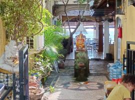 Sunrise Cafe Bungalows, ξενοδοχείο σε Αμέντ