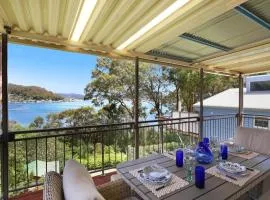 'Tranquil Bayside Cottage' by HolidayCo