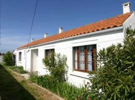 Charmante maison 5 pers, proche plage, animaux admis, parking - FR-1-823-56