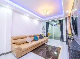 3 Bedroom Pool Villa Royal Park Village Pattaya