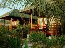 Kura Kura House, hotel con estacionamiento en Sekongkang