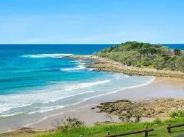 Boorolong 2 - Beachfront Bliss