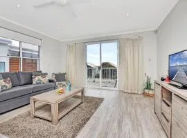 Beach Escape at Caves Beach Villas
