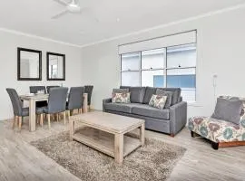 Beach Escape at Caves Beach Villas