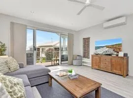 Sandy Isles at Caves Beach Villas