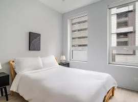 Blueground The Loop elevator nr Willis Tower CHI-1236