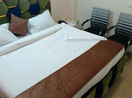 Soooper Hotel, ξενώνας σε Γκουργκάον