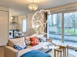 Le Nicole un appartement en duplex avec balcon et place de parking