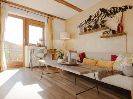 Privates Apartment Kärnten mit Balkon und Bergblick, Hotel in Plessnitz