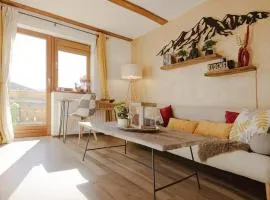 Privates Apartment Kärnten mit Balkon und Bergblick