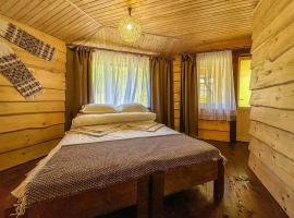 Готель ЙомоЙо, hotel v destinaci Berezhnytsya