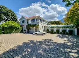 Roodenburg House