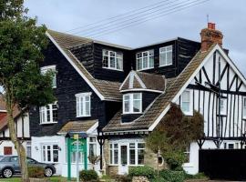 The Sunningdale, khách sạn ở Skegness