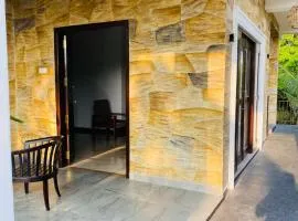 Dilum Villa