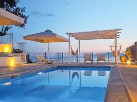 Pouletis Aetheria Suites-Luxury Seaview Stay with Pool