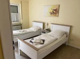 Ferienwohnung mit 4 Betten - Balkon - Küche