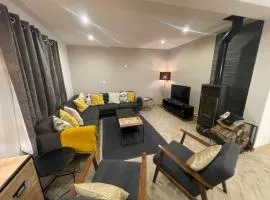 Chalet Clocher Sleeps 10 Hot tub