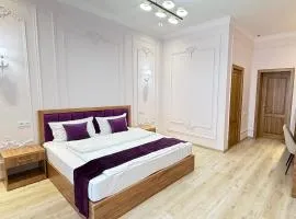 Mumtoz East Hotel