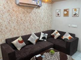 Cozy 1 BHK By Regal Homes, ξενοδοχείο σε Zirakpur