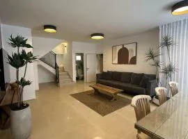 Ocean view - מול הים