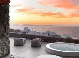 Mykonos Sunset Suite with Jacuzzis