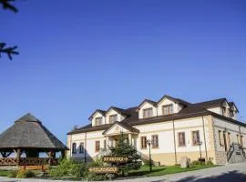 Dworek Stara Szkoła