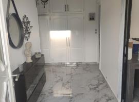 Maison Meublée 4 chambres proche aéroports Bourget et Roissy CDG et Salon des expositions Villepinte, Hotel in Arnouville-lès-Gonesse