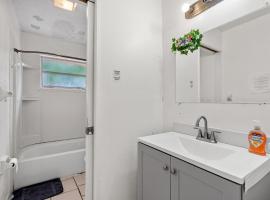 Crocodhouse early check in eight years hosting, hostel in Fort Lauderdale